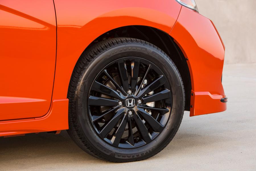 Колеса Honda Fit Sport 2017 года  (NA) (фото 45 из 71)